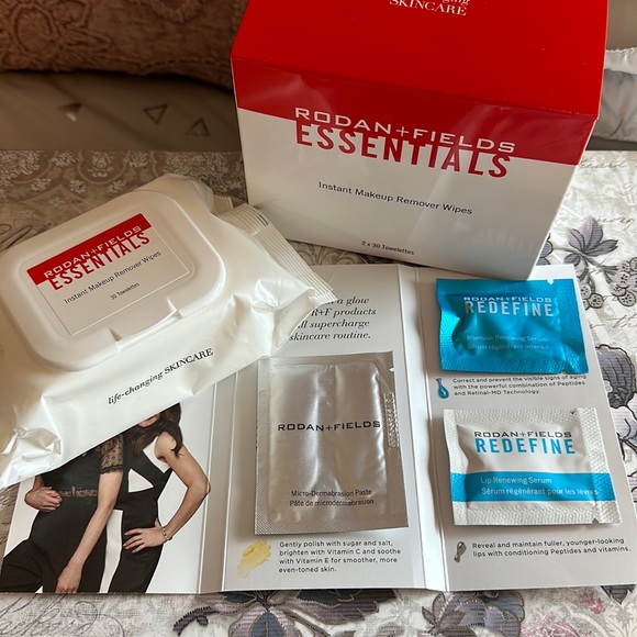 Rodan + Fields Skincare Rodan Fields Essentials Instant Makeup